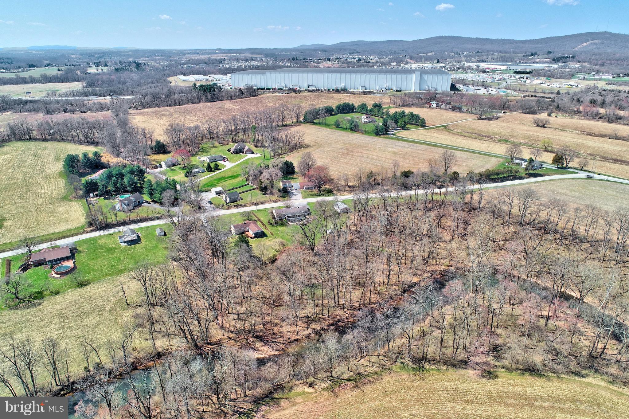 800 Locust Point Road Manchester, PA 17345 - Photo 31 of 32 Gallery Image 31