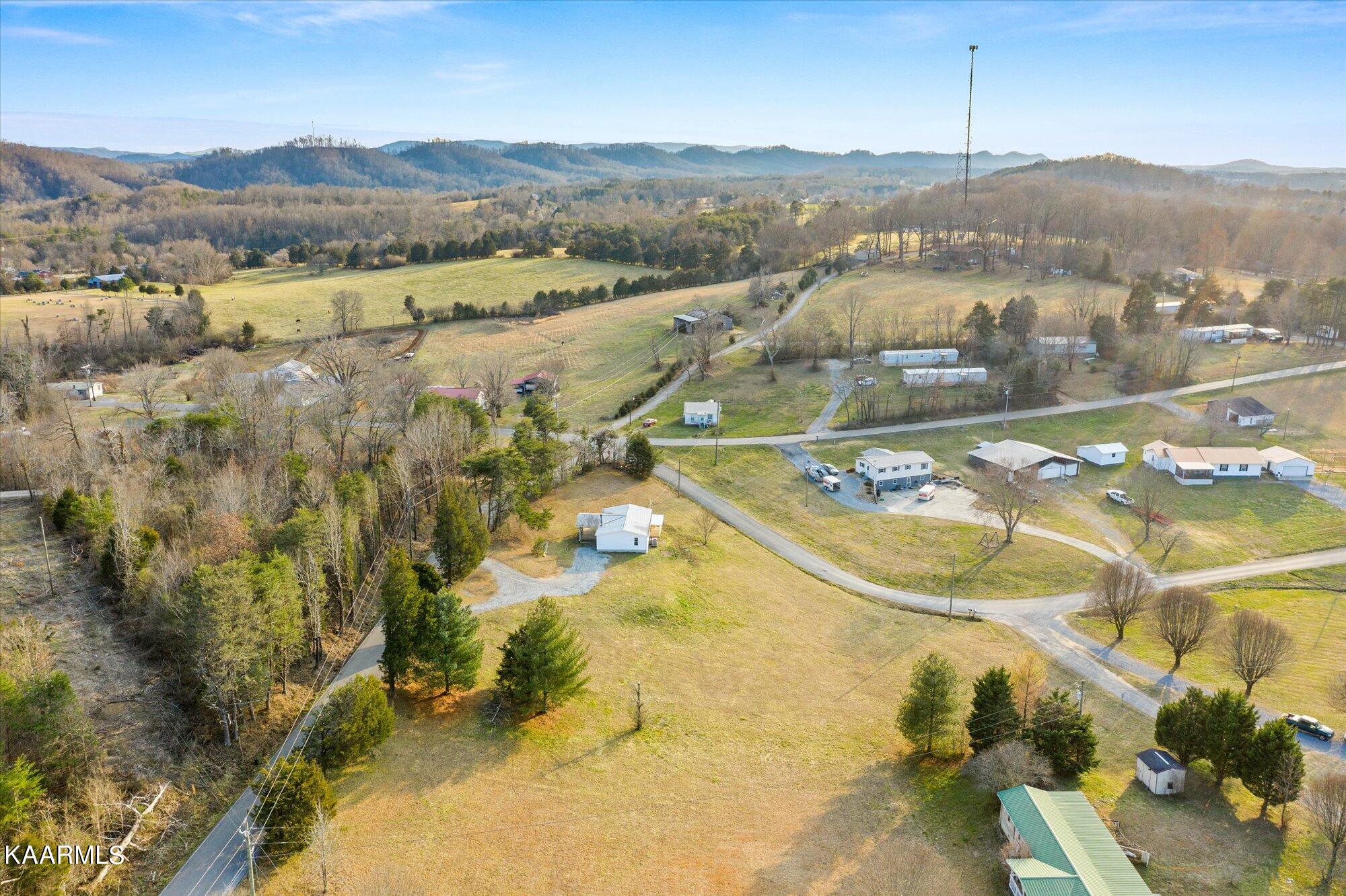 420 Turnpike Road Madisonville, TN 37354 - Photo 17 of 18 17-420-Turnpike-Rd-Madisonville-TN-17 -