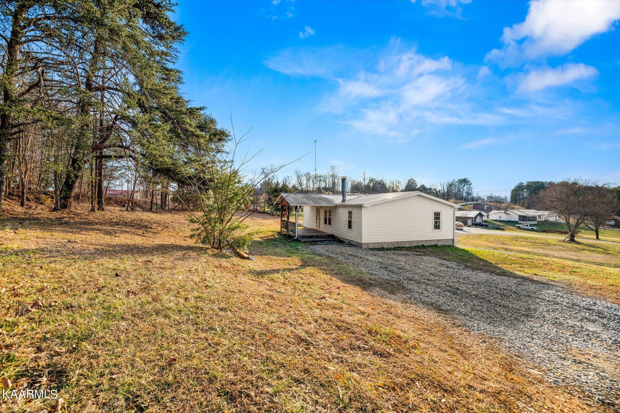 420 Turnpike Road Madisonville, TN 37354 - Photo 2 of 18 02-420-Turnpike-Rd-Madisonville-TN-2 - C