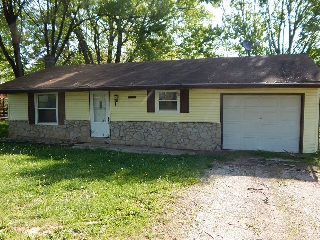 7245 South Bakersfield Road Bloomington, IN 47401 - Photo 1 of 11 Gallery Image 1
