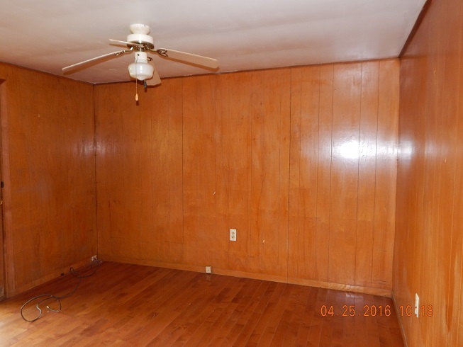 7245 South Bakersfield Road Bloomington, IN 47401 - Photo 4 of 11 Gallery Image 4