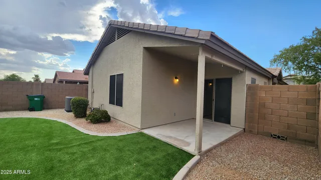 $1,750 | 42539 West Hillman Drive, Maricopa, AZ 85138