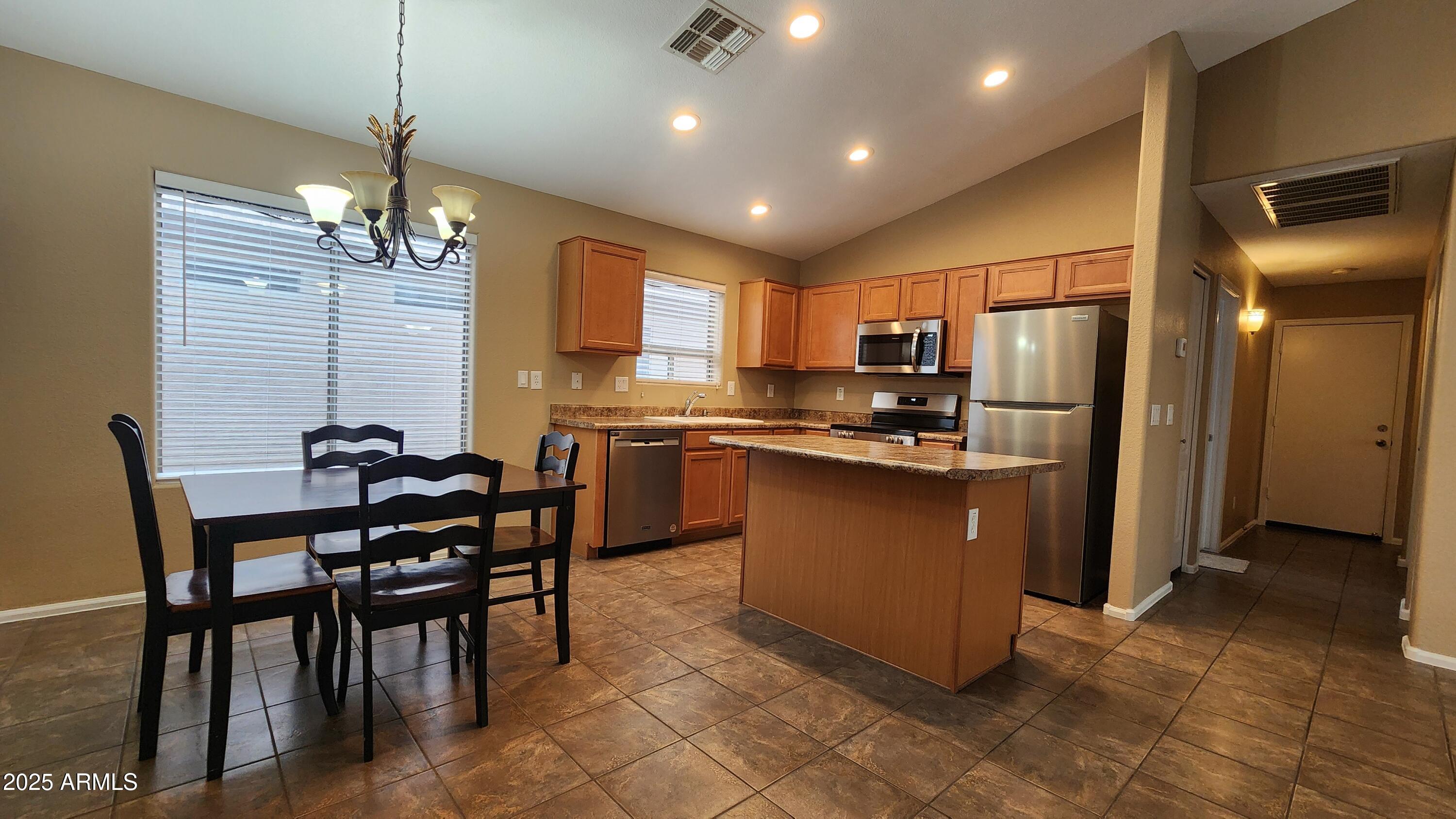 42539 West Hillman Drive Maricopa, AZ 85138 - Photo 5 of 15 42539 W HILLMAN Dr