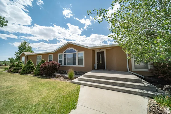 $519,900 | 1407 North 1250th Street West, Helper, UT 84526