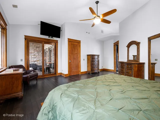 $999,999 | 4218 Florence Avenue, Downers Grove, IL 60515