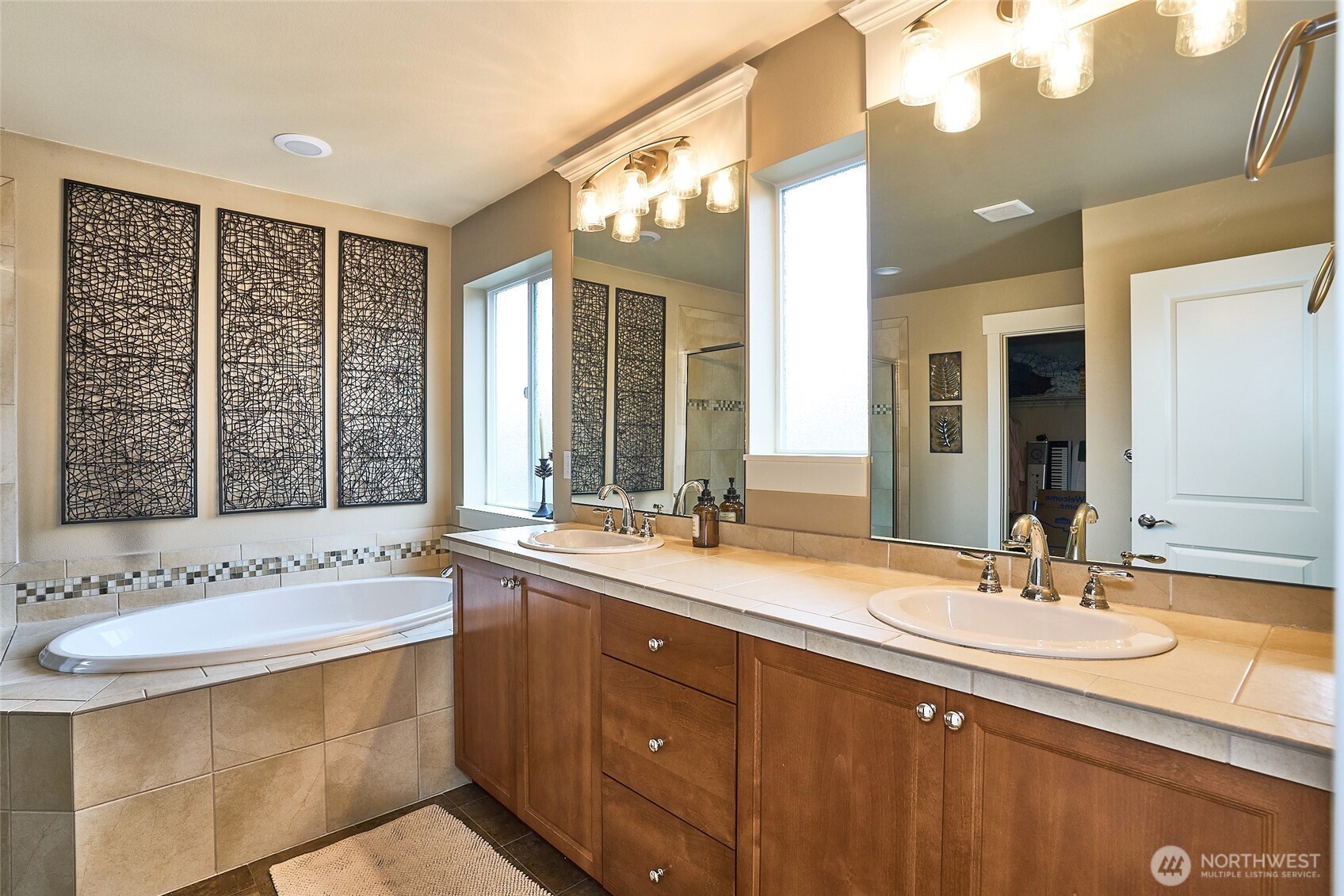 5508 Northeast 7th Place Renton, WA 98059 - Photo 20 of 29