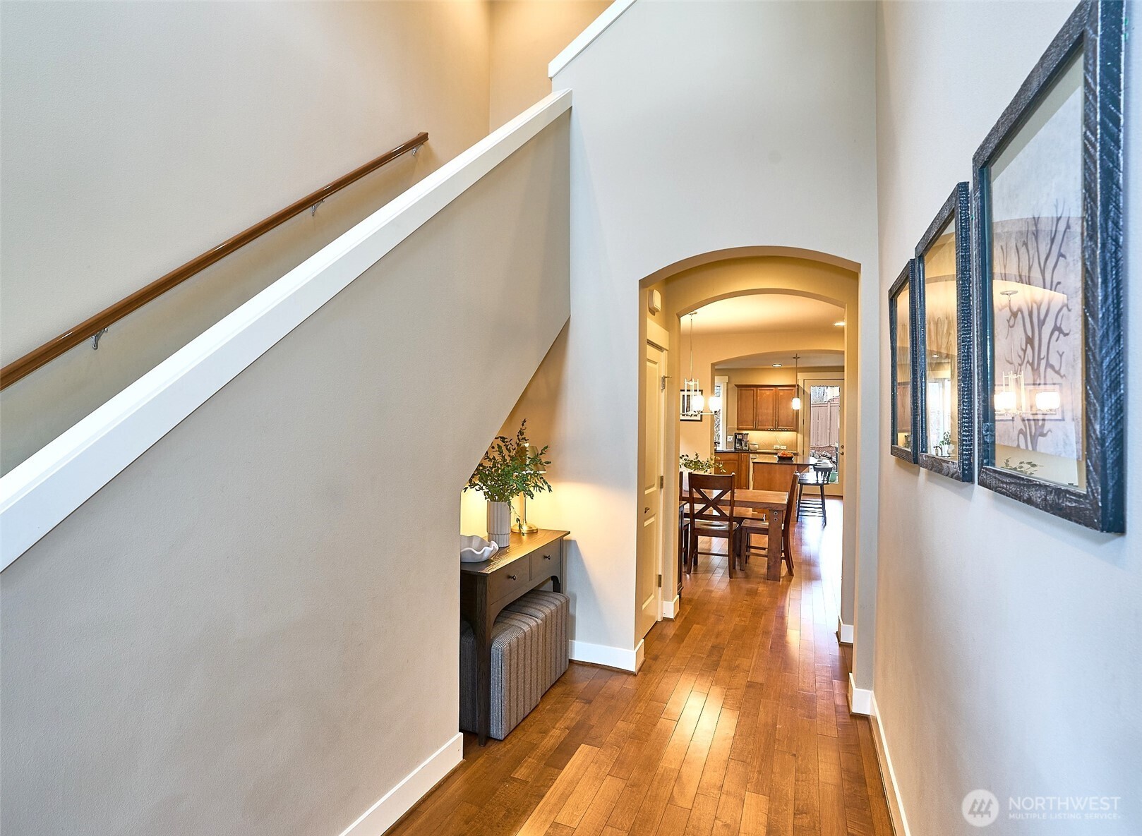 5508 Northeast 7th Place Renton, WA 98059 - Photo 2 of 29