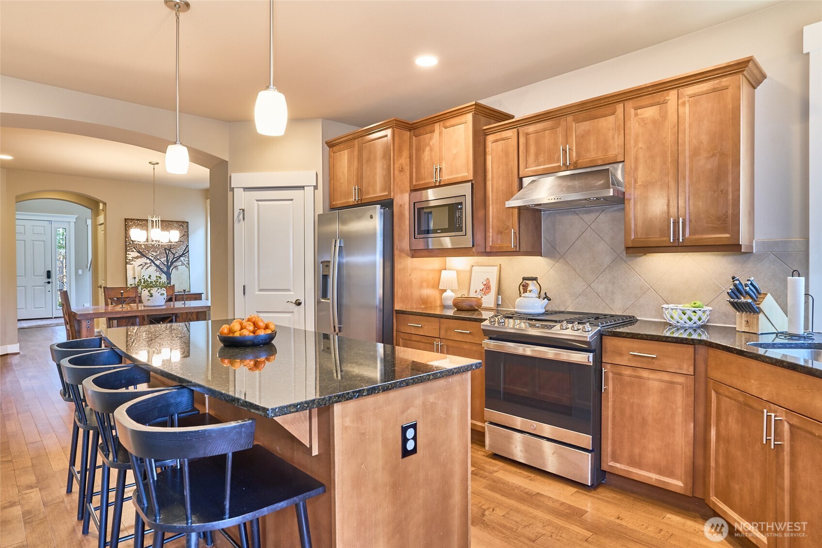 5508 Northeast 7th Place Renton, WA 98059 - Photo 7 of 29
