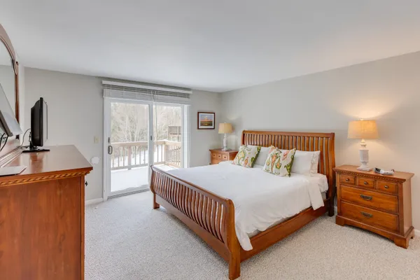 $529,000 | 5 Whiteoak Lane, Unit 8, Lincoln, NH 03251