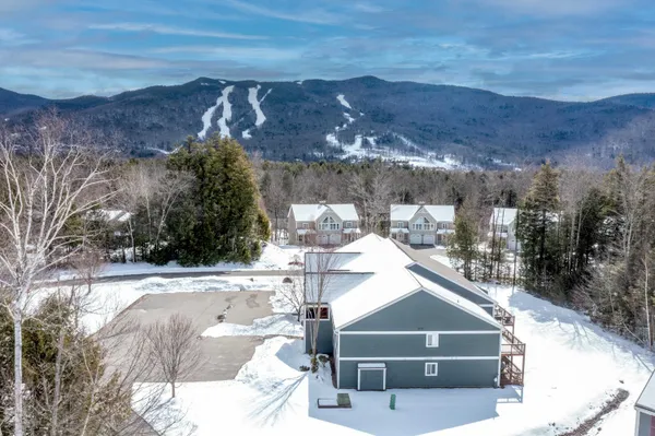 $529,000 | 5 Whiteoak Lane, Unit 8, Lincoln, NH 03251