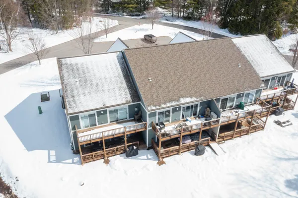 $529,000 | 5 Whiteoak Lane, Unit 8, Lincoln, NH 03251