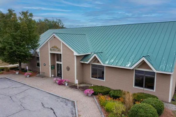 $529,000 | 5 Whiteoak Lane, Unit 8, Lincoln, NH 03251