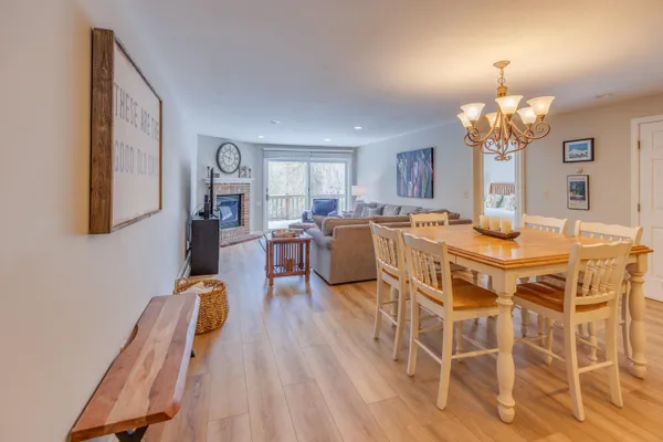 $529,000 | 5 Whiteoak Lane, Unit 8, Lincoln, NH 03251