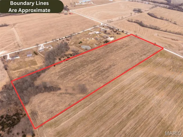 $320,000 | 171 Windy Hill Road, Elsberry, MO 63343