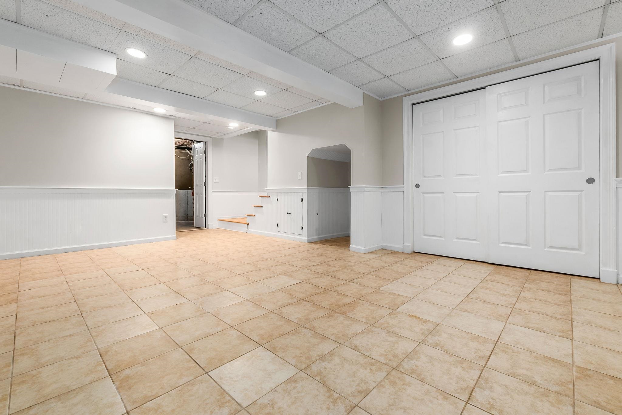 135 Forrest Street, Unit 10 Plaistow, NH 03865 - Photo 20 of 30