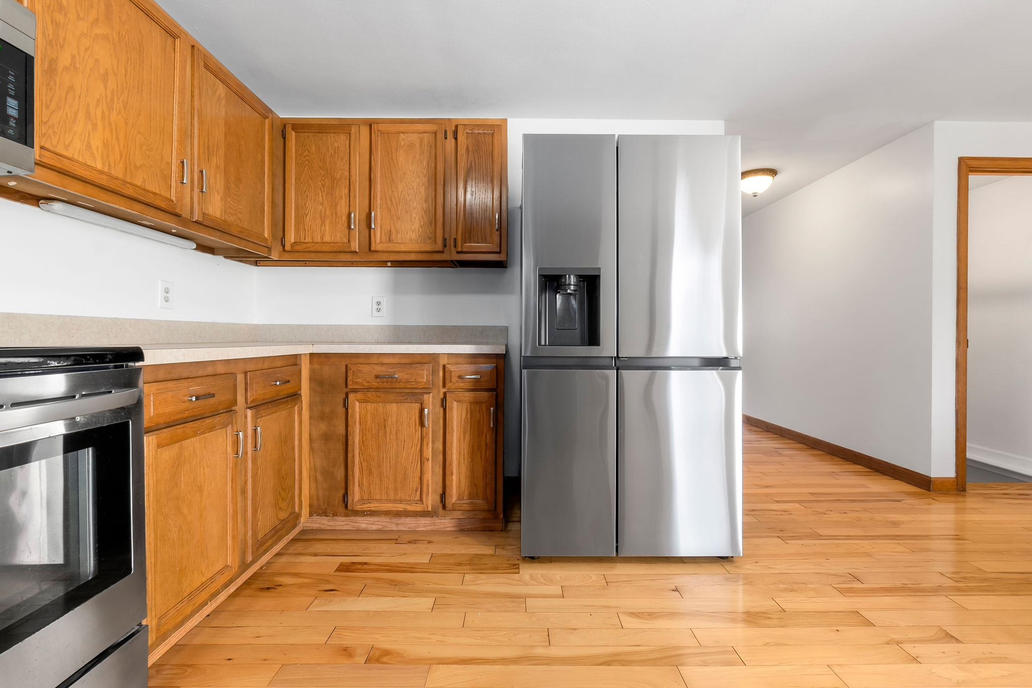 135 Forrest Street, Unit 10 Plaistow, NH 03865 - Photo 4 of 30