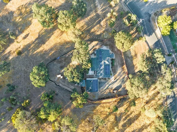 $269,900 | 3007 Shasta Road, Clearlake Oaks, CA 95423