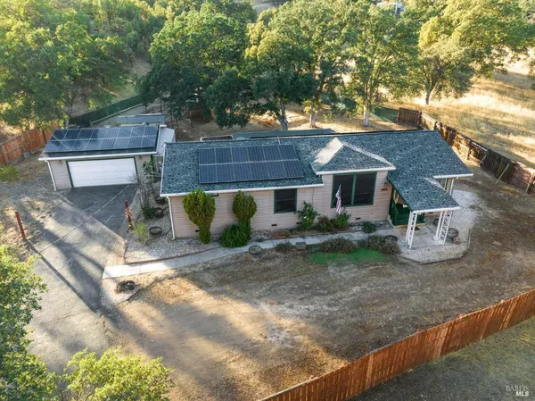 $269,900 | 3007 Shasta Road, Clearlake Oaks, CA 95423