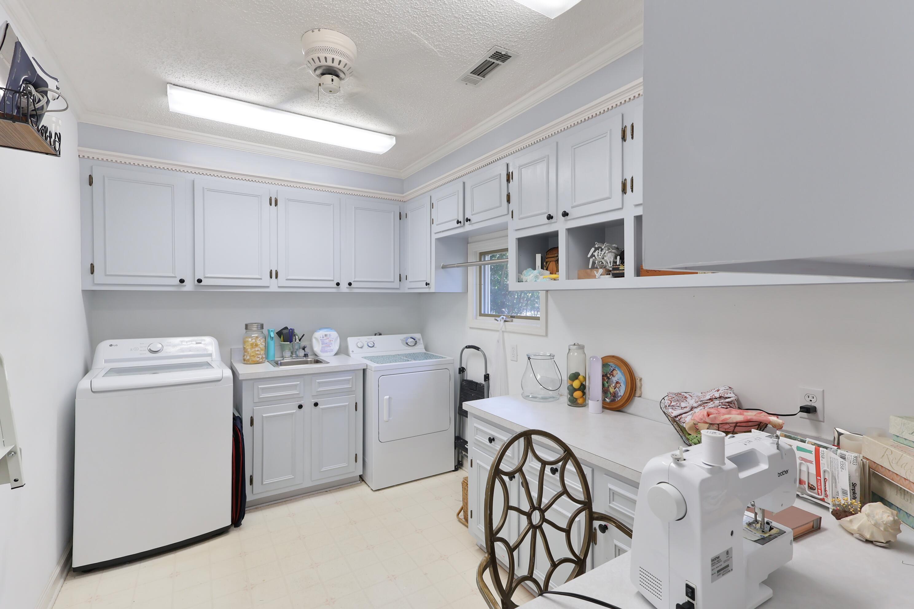 2389 Clematis Trail Sumter, SC 29150 - Photo 11 of 41