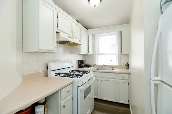 $2,000 | 156 Covel Street, Unit 2, Fall River, MA 02723