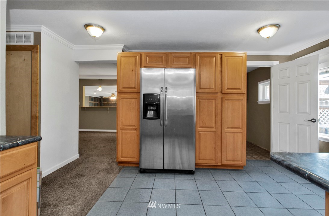 6639 Littlerock Road Southwest Tumwater, WA 98512 - Photo 12 of 34 Gallery Image 12