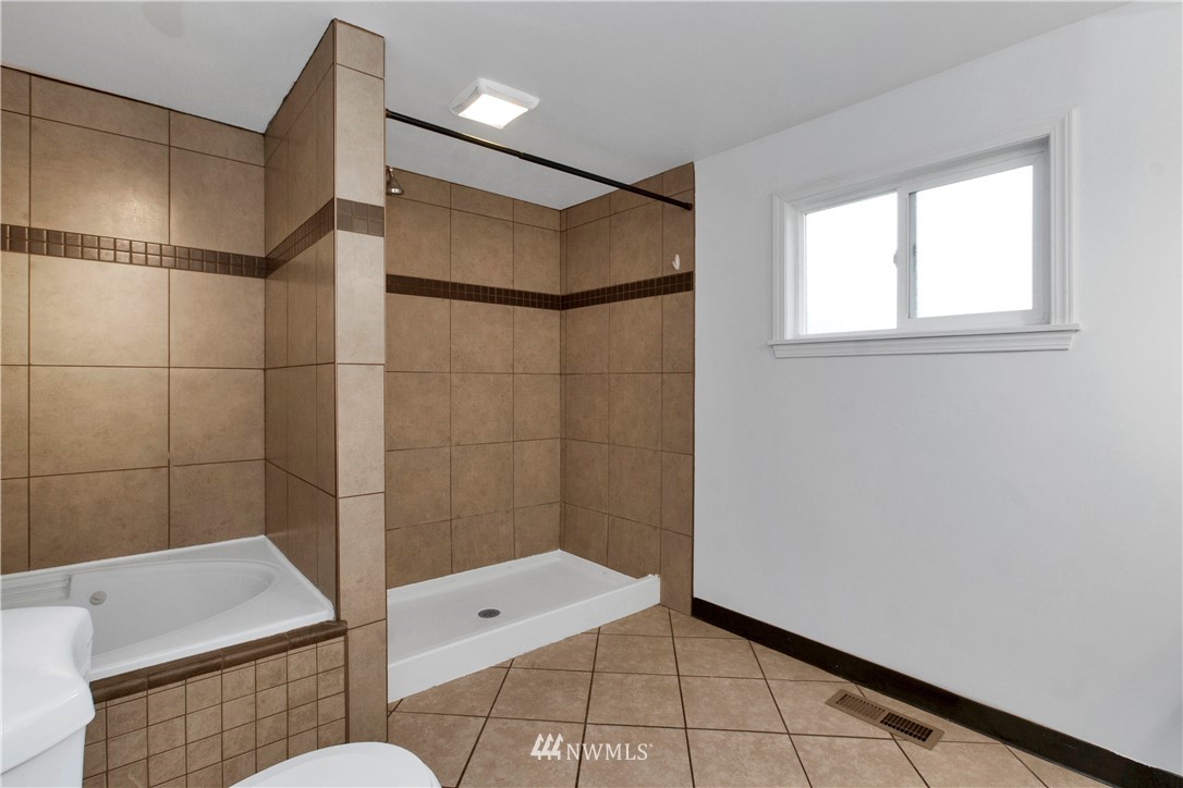 6639 Littlerock Road Southwest Tumwater, WA 98512 - Photo 30 of 34 Gallery Image 30