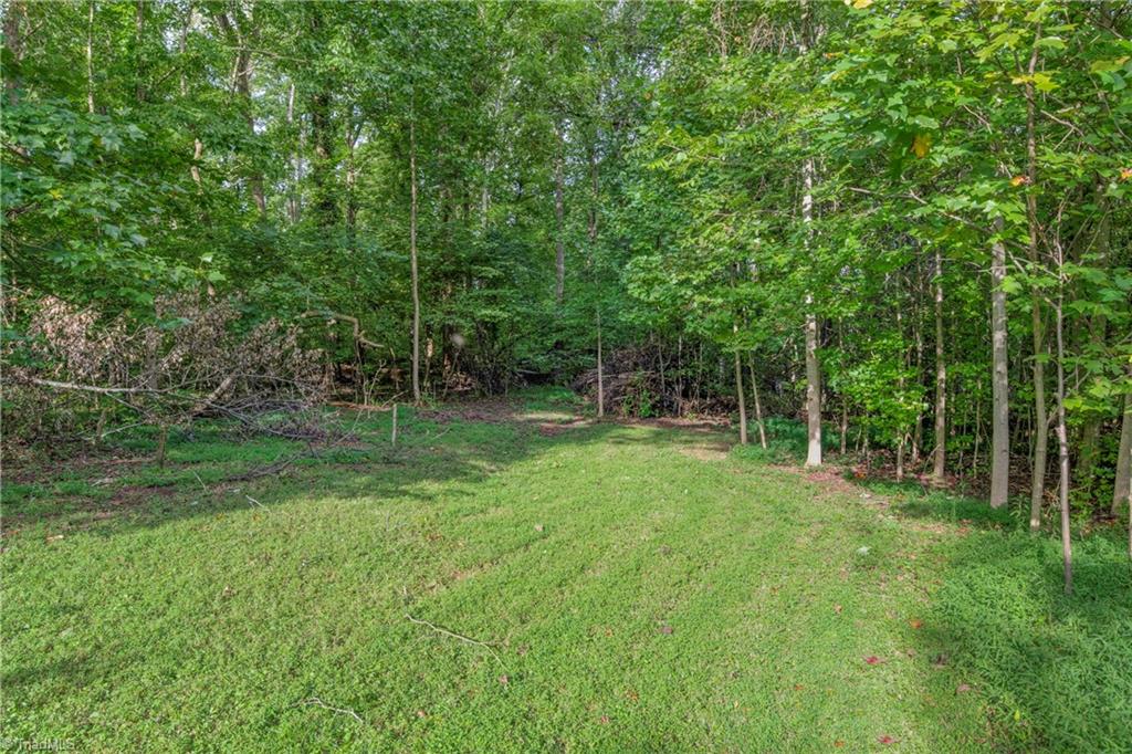 737 Joyce Circle High Point, NC 27265 - Photo 12 of 37