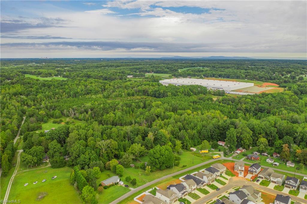 737 Joyce Circle High Point, NC 27265 - Photo 15 of 37