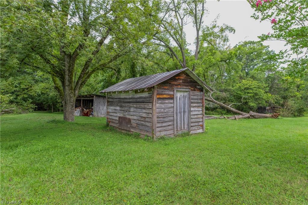 737 Joyce Circle High Point, NC 27265 - Photo 21 of 37