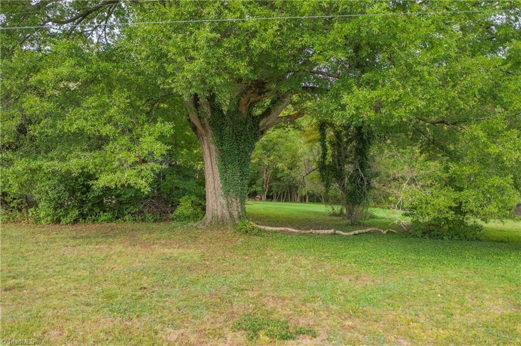 737 Joyce Circle High Point, NC 27265 - Photo 26 of 37