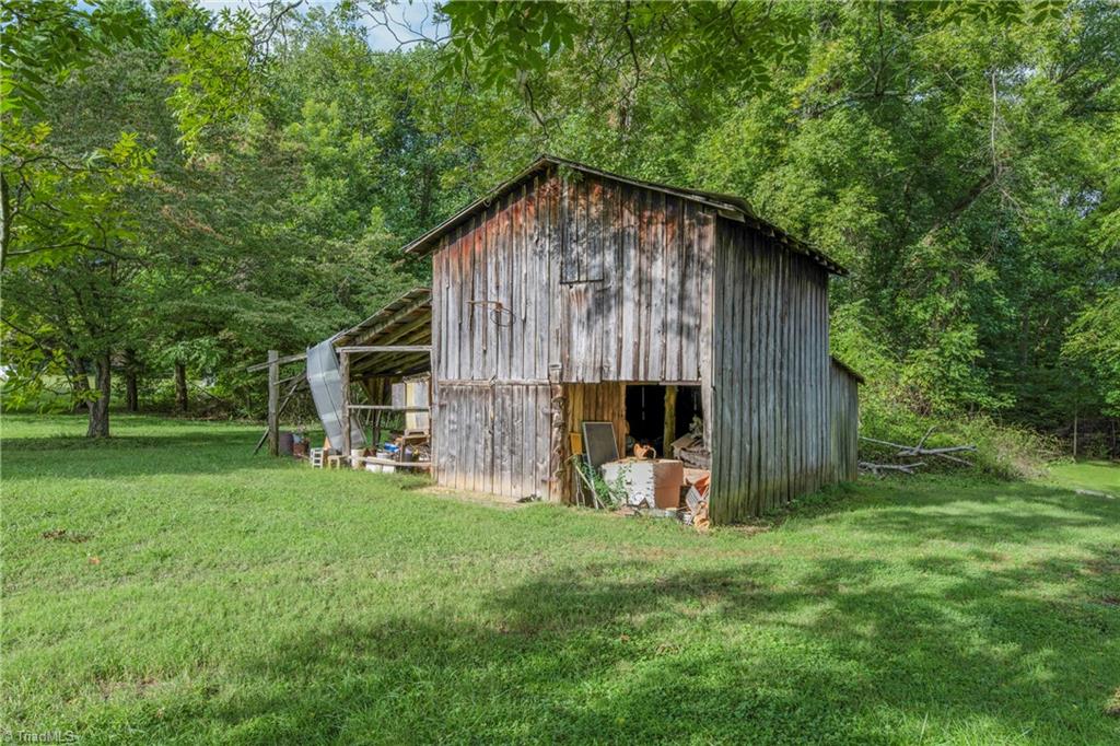 737 Joyce Circle High Point, NC 27265 - Photo 10 of 37