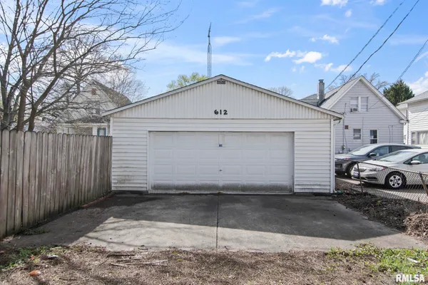 $100,000 | 612 South English Avenue, Springfield, IL 62704