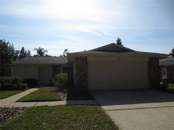 $2,600 | 2820 Lomond Drive, Palm Harbor, FL 34684