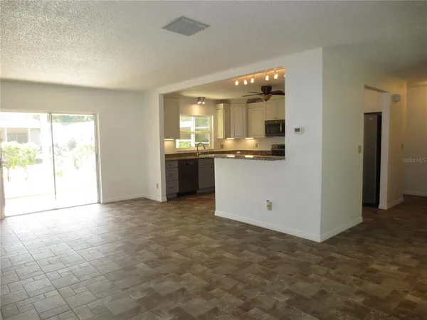 $2,600 | 2820 Lomond Drive, Palm Harbor, FL 34684