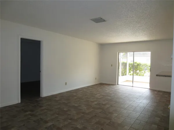 $2,600 | 2820 Lomond Drive, Palm Harbor, FL 34684