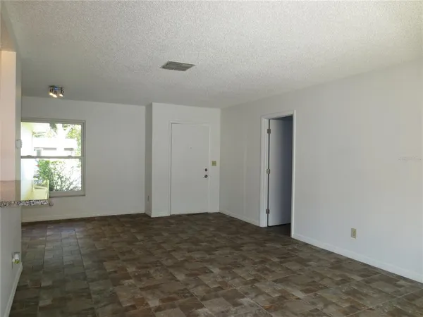 $2,600 | 2820 Lomond Drive, Palm Harbor, FL 34684