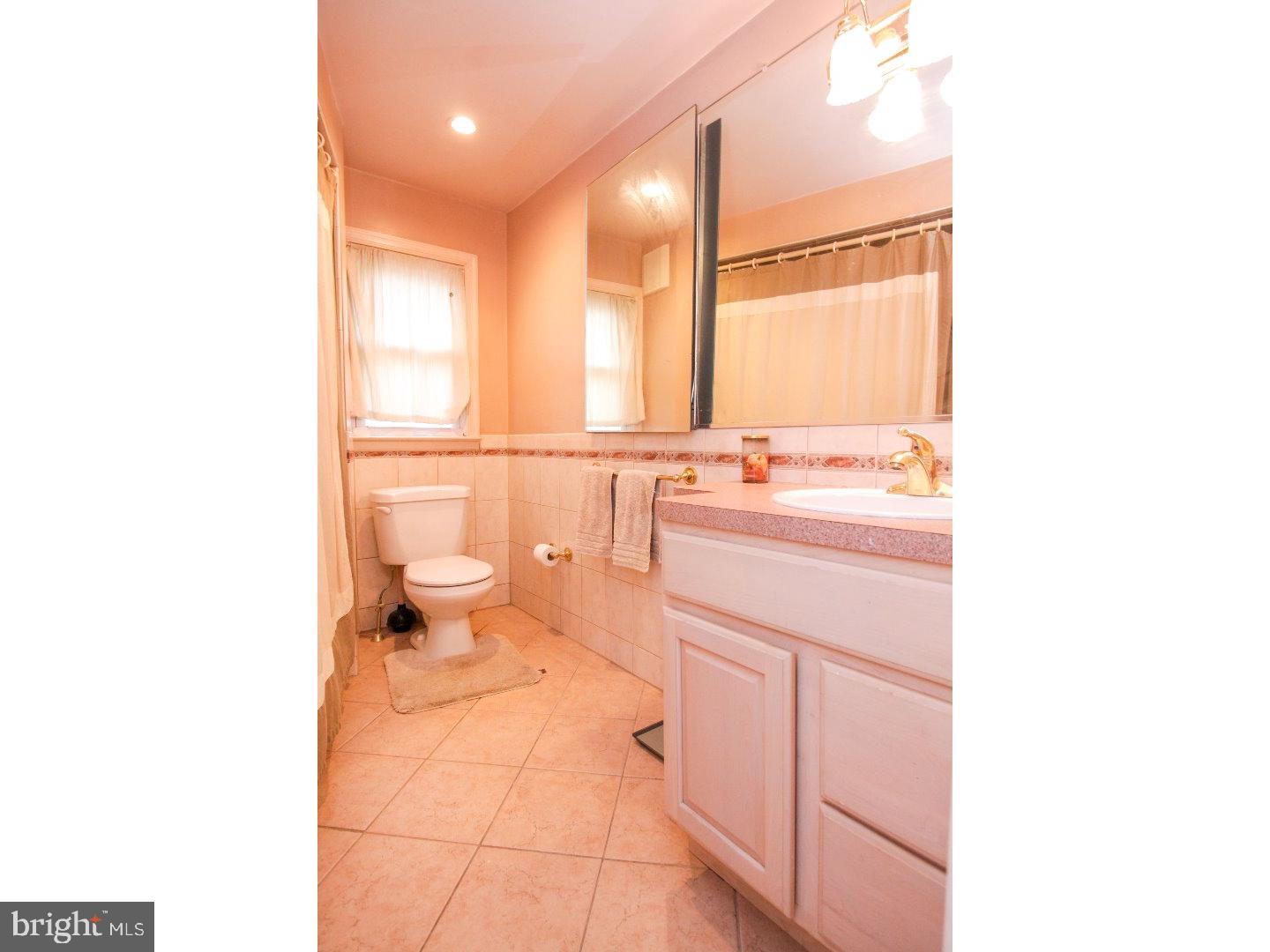 312 Sheffield Road Cherry Hill, NJ 08034 - Photo 15 of 23