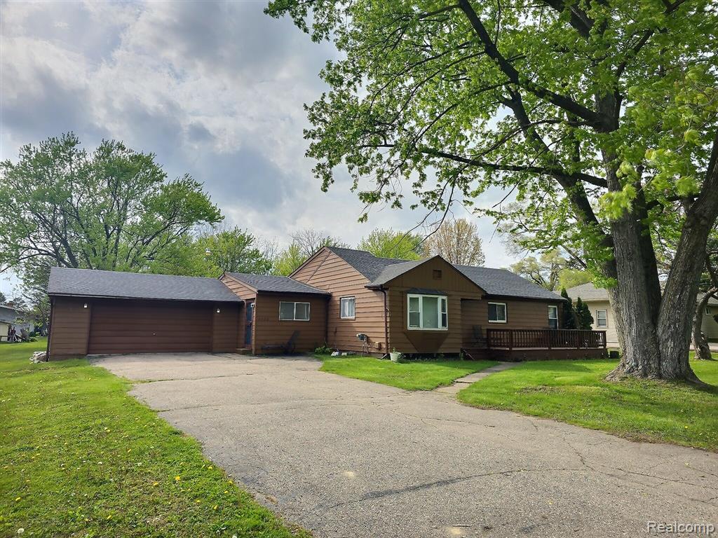 6449 Detroit Street Mount Morris, MI 48458 - Photo 1 of 18