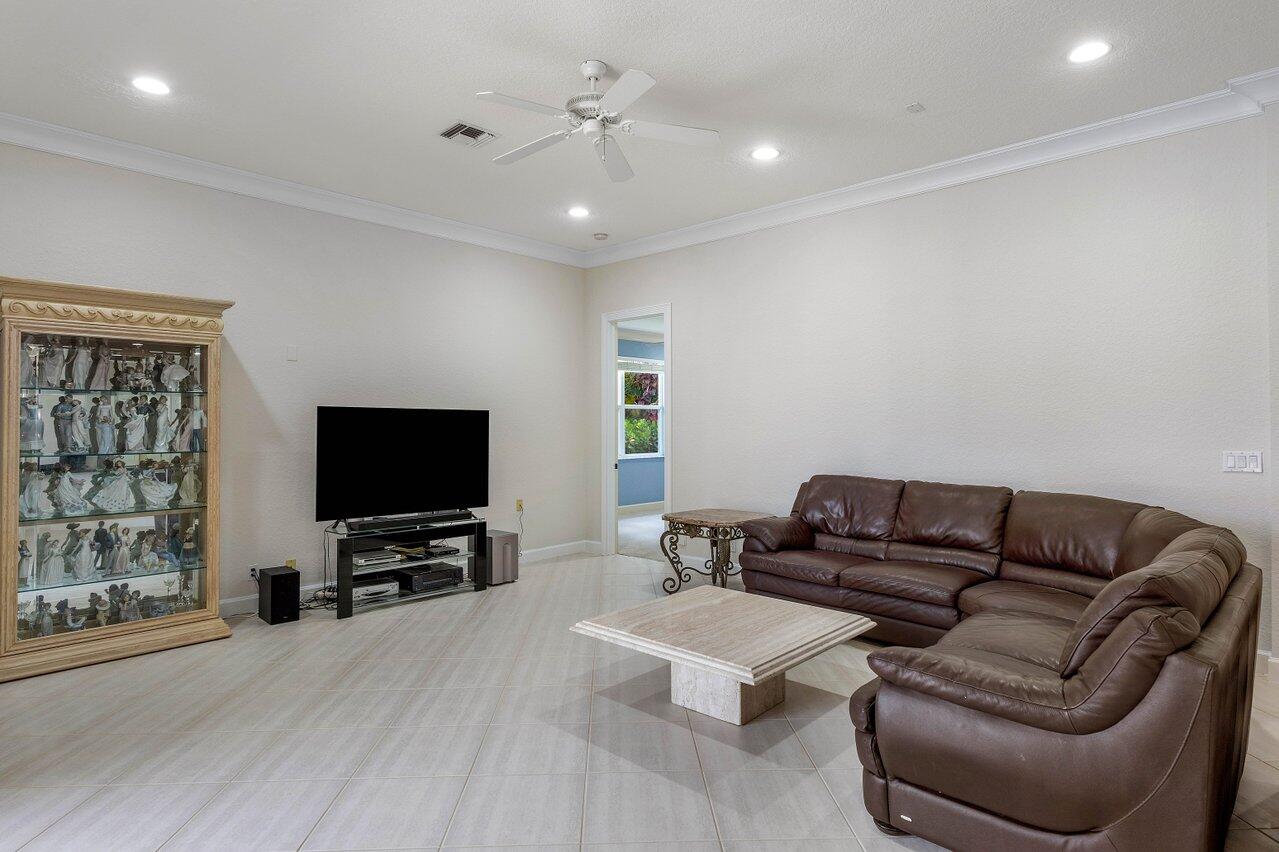 21175 Falls Ridge Way Boca Raton, FL 33428 - Photo 11 of 68 113-21175FallsRidgeWay-BocaRaton-FL-3342