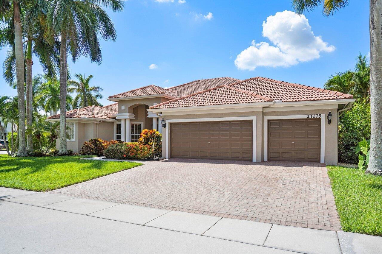 21175 Falls Ridge Way Boca Raton, FL 33428 - Photo 2 of 68 004-21175FallsRidgeWay-BocaRaton-FL-3342