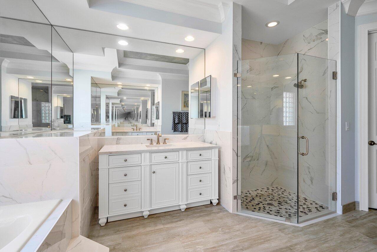 21175 Falls Ridge Way Boca Raton, FL 33428 - Photo 26 of 68 030-21175FallsRidgeWay-BocaRaton-FL-3342