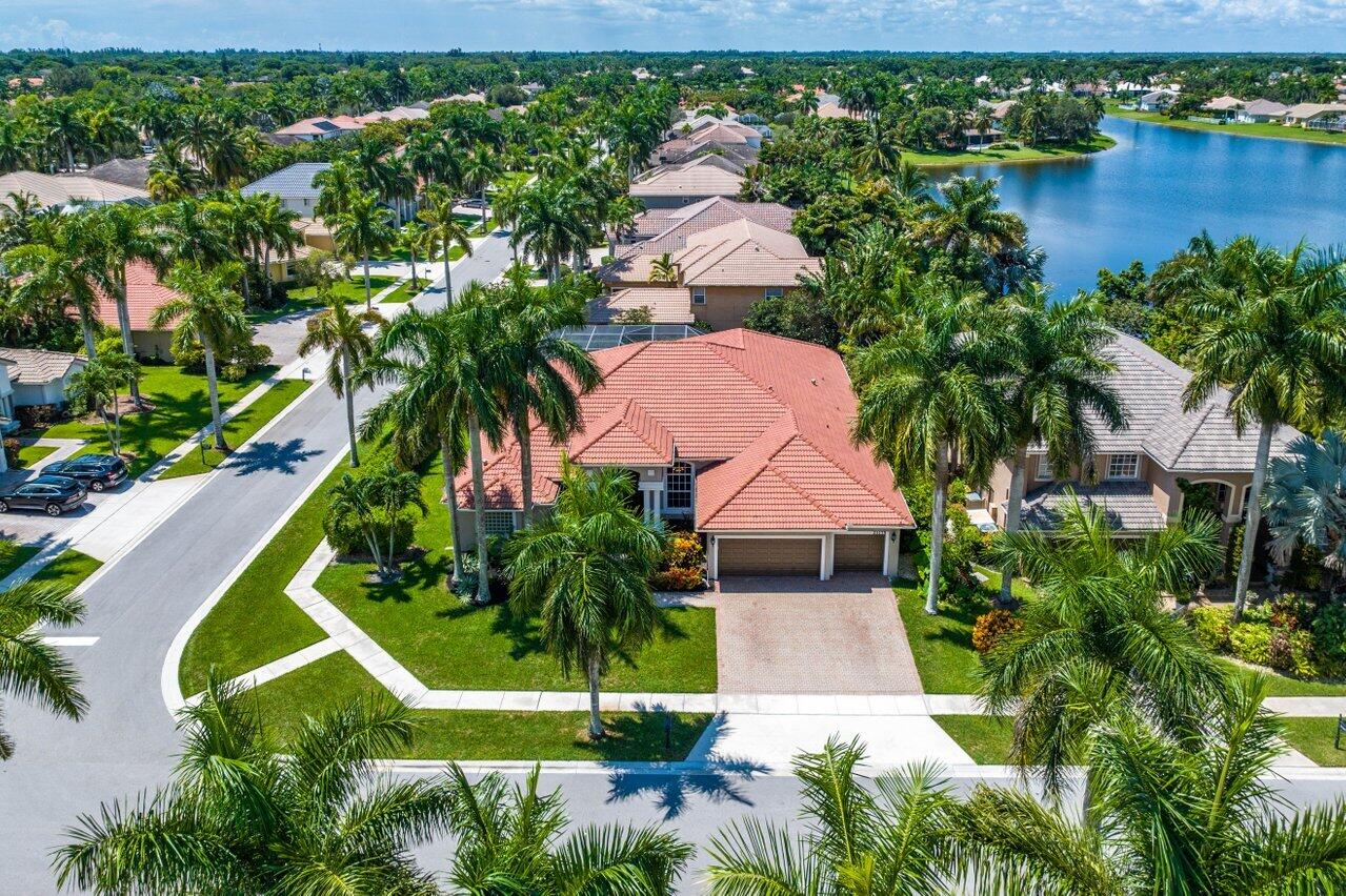 21175 Falls Ridge Way Boca Raton, FL 33428 - Photo 49 of 68 048-21175FallsRidgeWay-BocaRaton-FL-3342