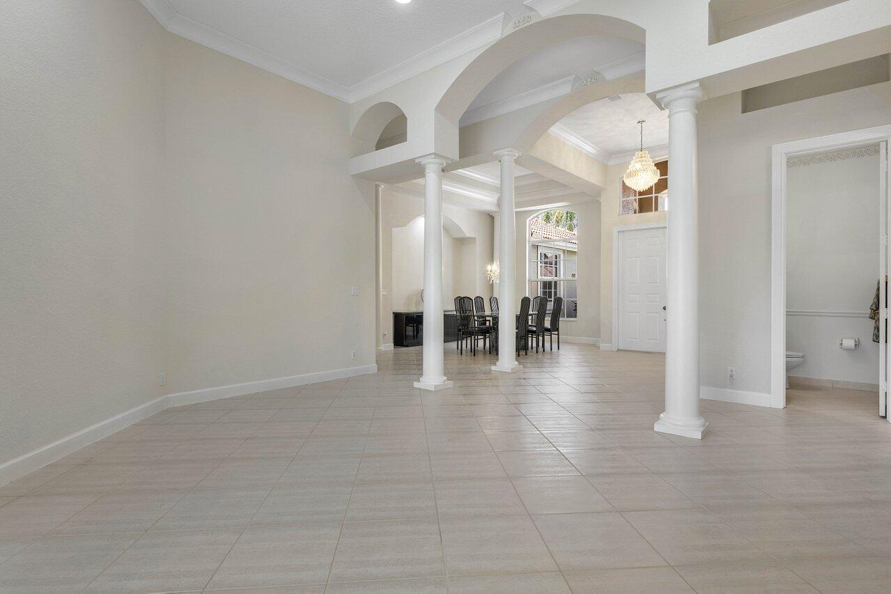 21175 Falls Ridge Way Boca Raton, FL 33428 - Photo 8 of 68 095-21175FallsRidgeWay-BocaRaton-FL-3342