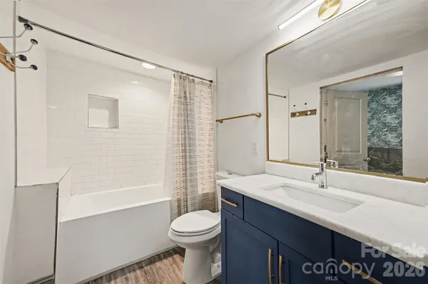 $399,000 | 506 Campus Street, Charlotte, NC 28216