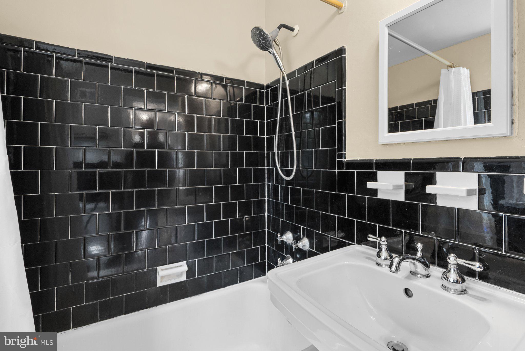 406 Williamsburg Drive Silver Spring, MD 20901 - Photo 20 of 49