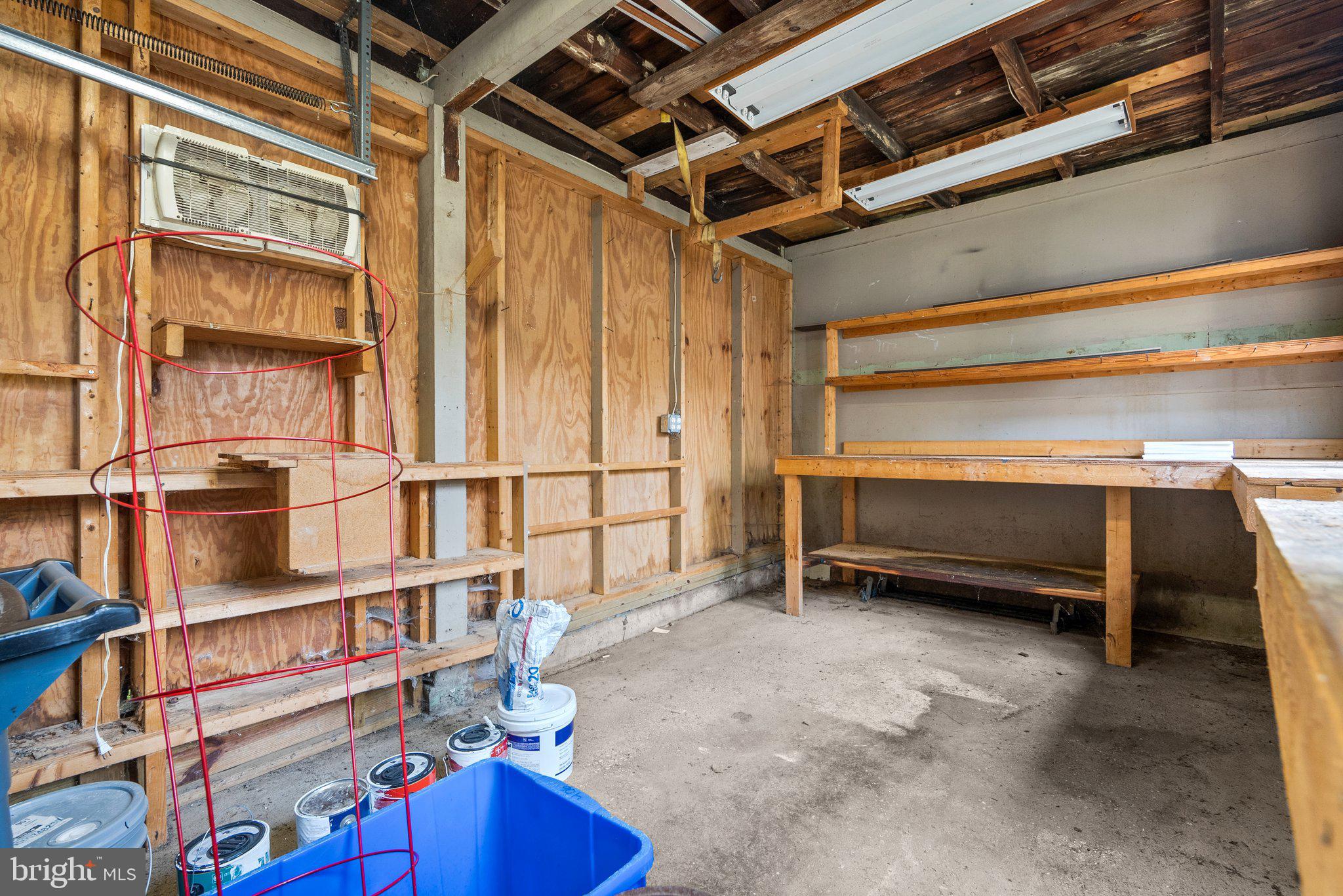 406 Williamsburg Drive Silver Spring, MD 20901 - Photo 46 of 49 GARAGE!!!!