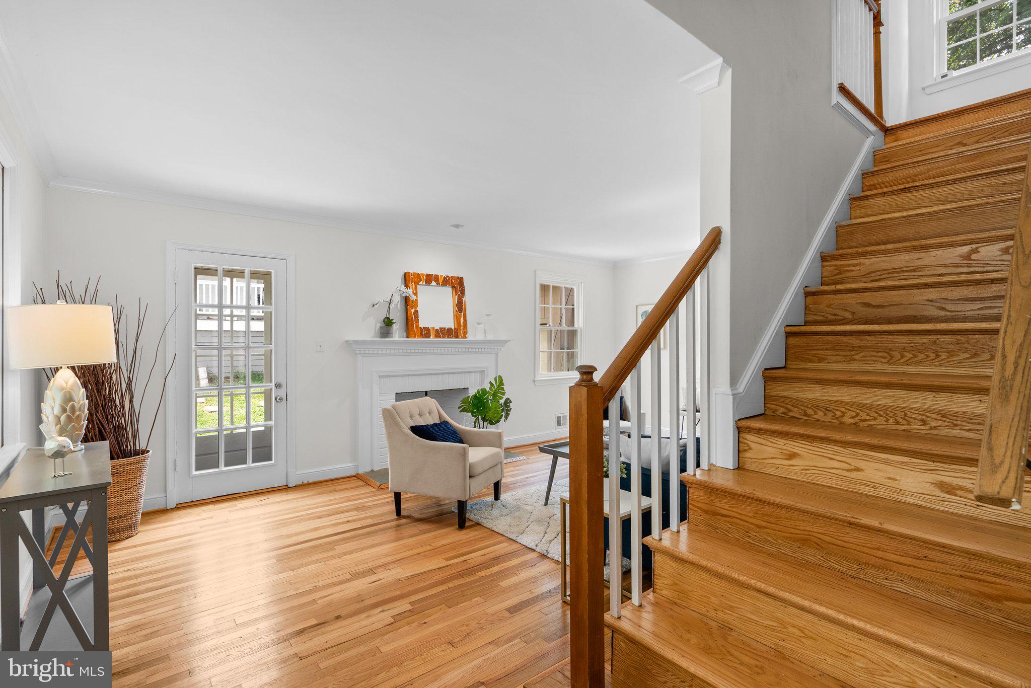 406 Williamsburg Drive Silver Spring, MD 20901 - Photo 8 of 49