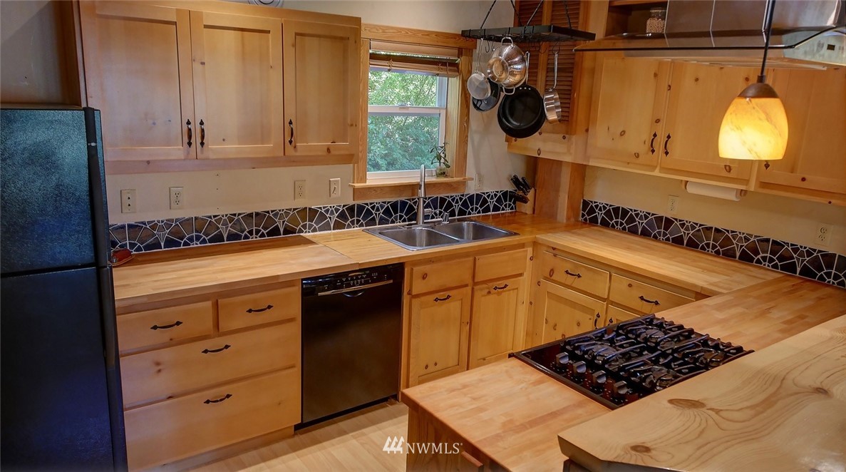 13 Trillium Road Winthrop, WA 98862 - Photo 11 of 25