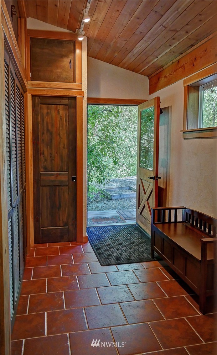 13 Trillium Road Winthrop, WA 98862 - Photo 7 of 25