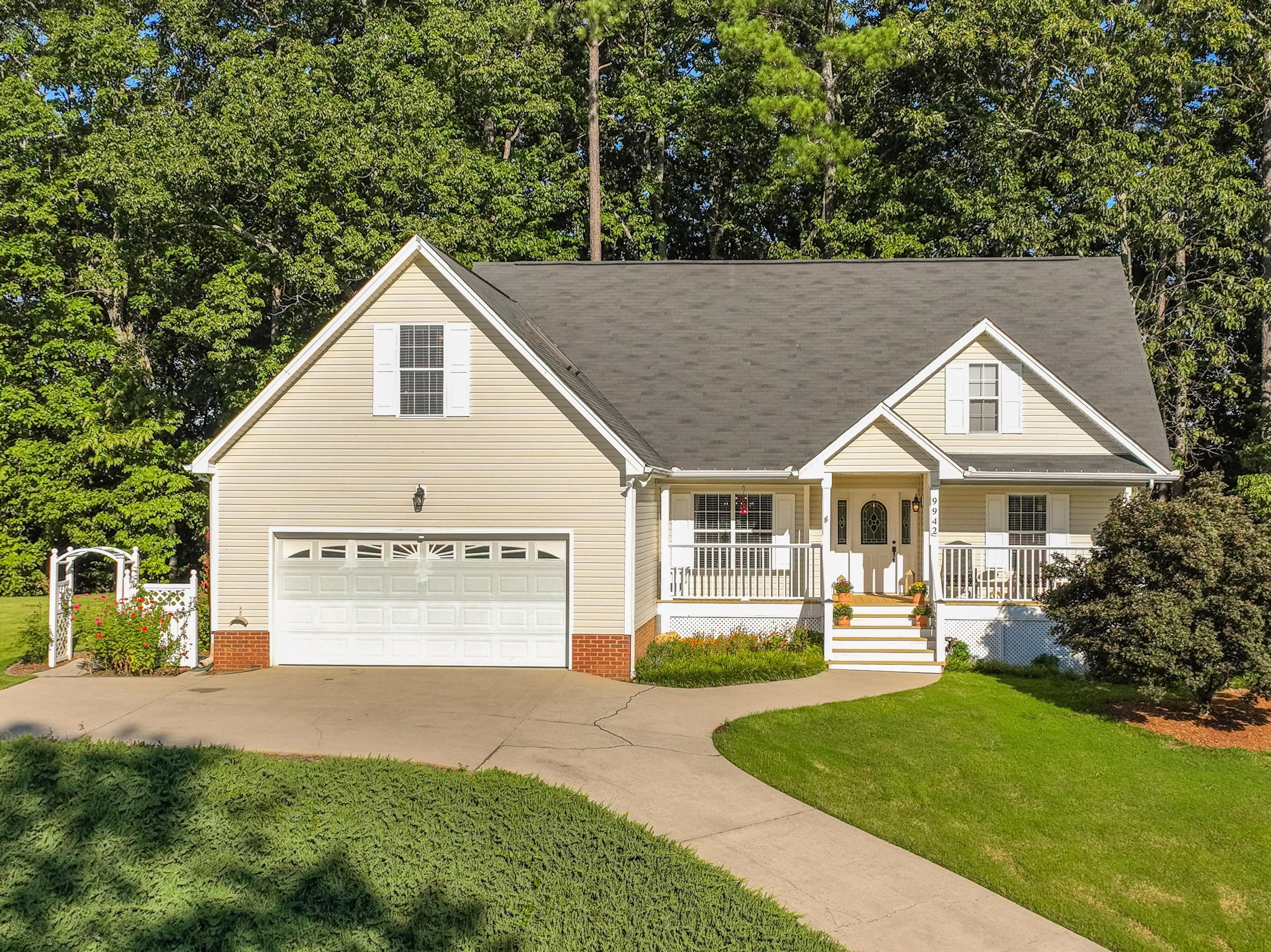 9942 Fielding Road Ooltewah, TN 37363 - Photo 1 of 38 Exterior
